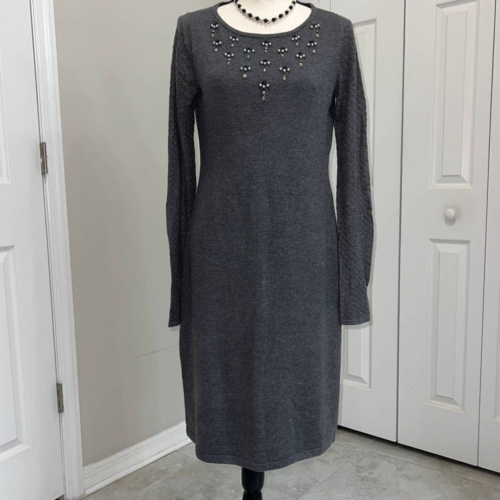Ann Taylor Gray Sweater Dress With Embellished Chest Design - Mt